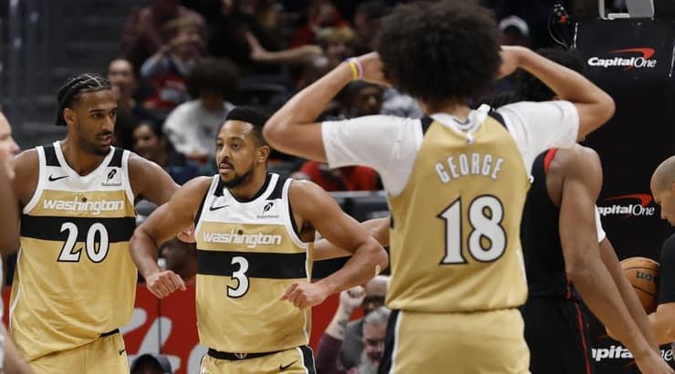 שחקני וושינגטון חוגגים