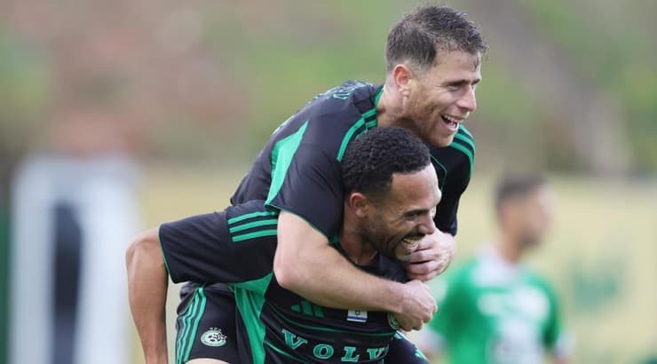 גיא מלמד וקנג'י גורה באקסטזה