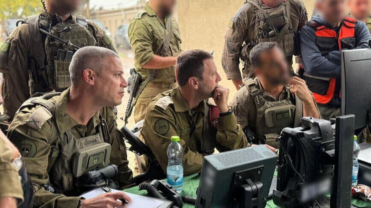 הערכת מצב בראשות מפקדת אוגדת איו"ש לאחר הפיגוע בשישי