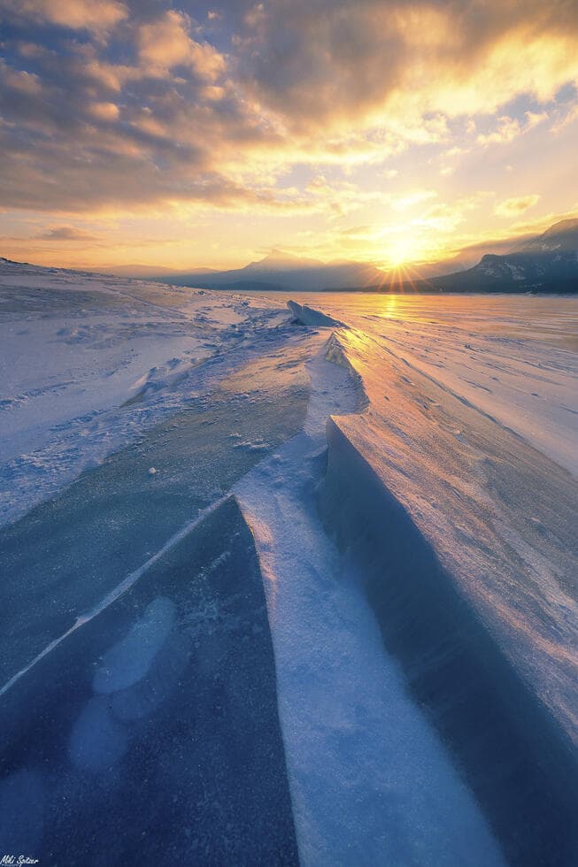 זריחה בקנדה הקפואה