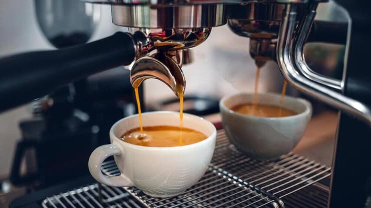 למה לא בשבת? מרד האספרסו שוב חוזר