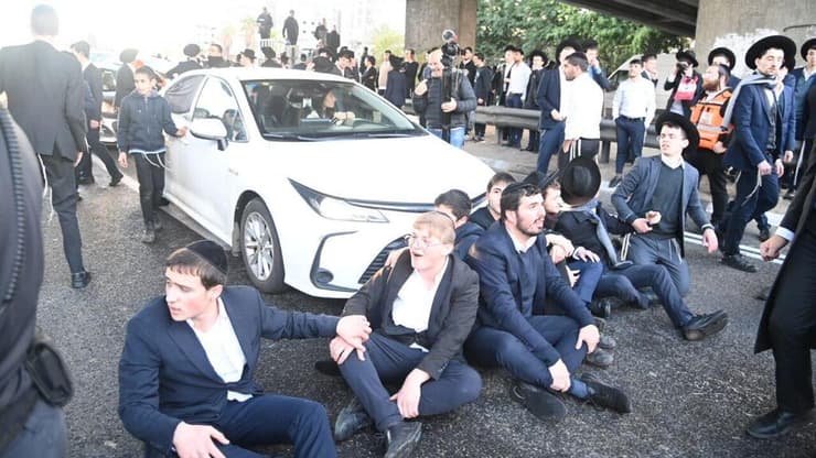 הפגנת חרדים קיצוניים בכביש 4, בני ברק