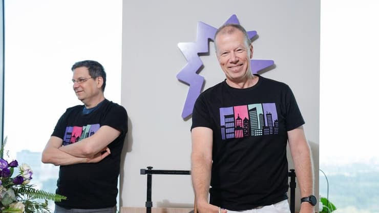 מייסדי Gong, עמית בן-דב מנכ"ל, אילון רשף סמנכ"ל מוצר (צילום: ויקטור לוי) מייסדי Gong, עמית בן-דב מנכ"ל, אילון רשף סמנכ"ל מוצר