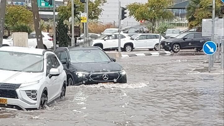 שיטפון בחיפה 