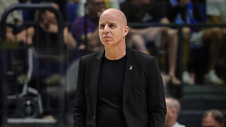 הולך הביתה. דני פרנקו (צילום: עוז מועלם) דני פרנקו