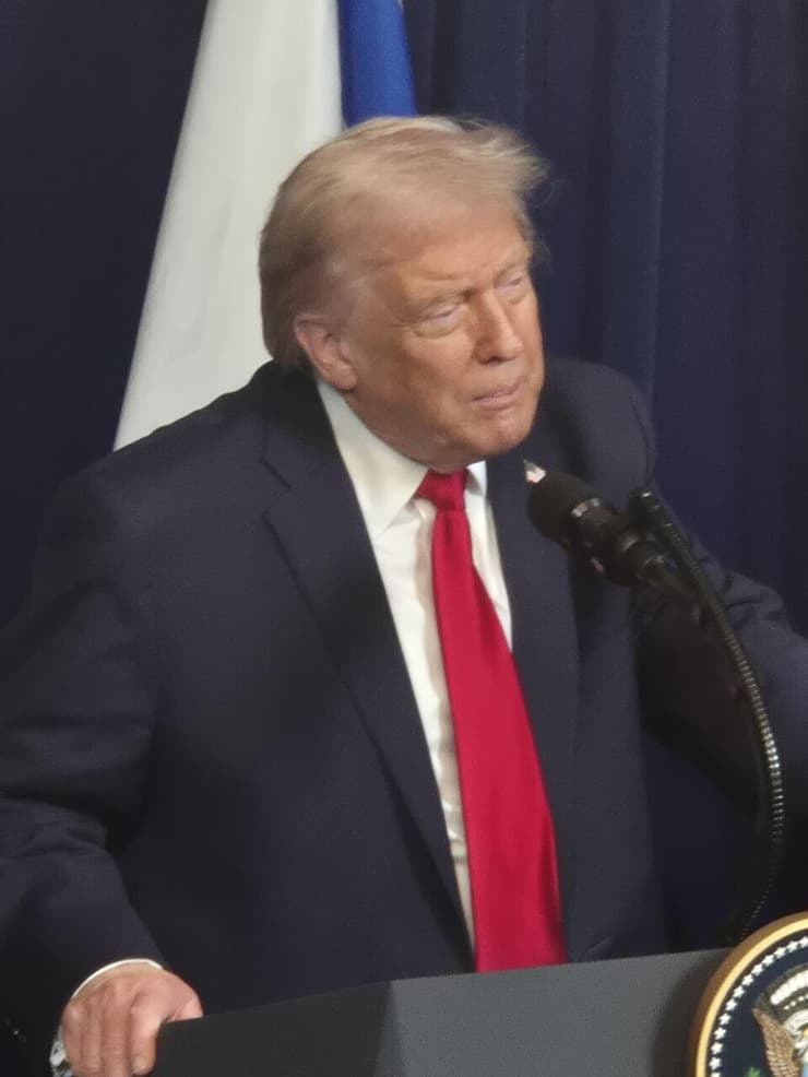 רה"מ נתניהו ו דונלד טראמפ ב מסע"ת ב מאר א-לאגו