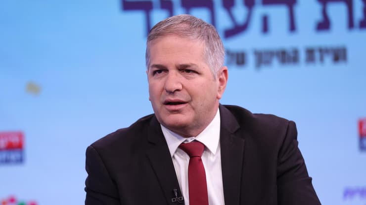 קיש. "אין בגרויות תחת אש, זו המדיניות שלי" (צילום: עוז מועלם) ועידת החינוך של המדינה