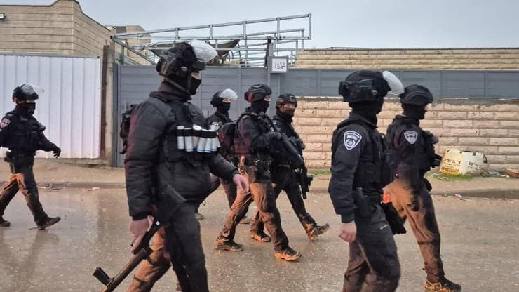 פעילות המשטרה בתראבין