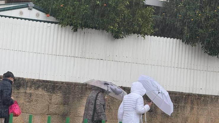 גשם באור עקיבא