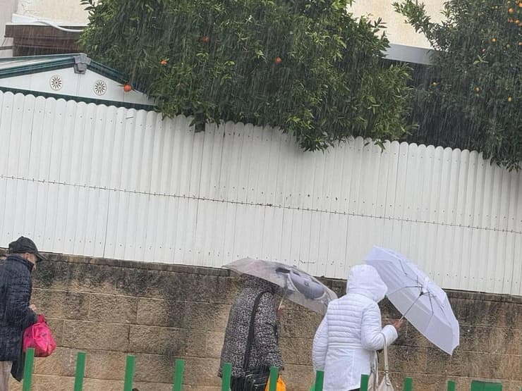 גשם באור עקיבא