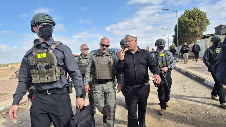 איתמר בן גביר עם נחשון נגלר