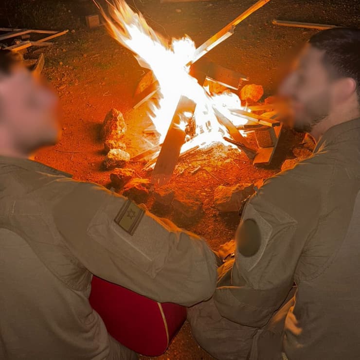 מחכה לחזור ולסיים את השירות. סמל ל' מימין (צילום: דובר צה"ל) דובר צה"ל פצועים עזה סמל ל' רב"ט ג' - איכות טובה