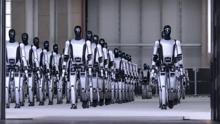 צבא הרובוטים של חברת UBTech (רשתות חברתיות) צבא הרובוטים של חברת UBTech