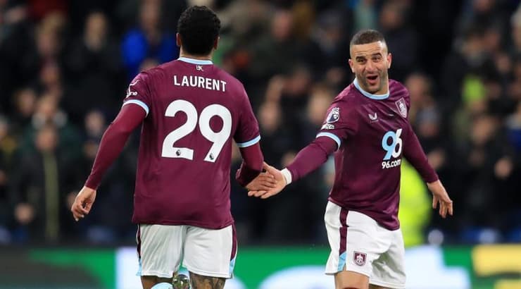 ג׳וש לראונט וקייל ווקר חוגגים (IMAGO) ג׳וש לראונט וקייל ווקר חוגגים