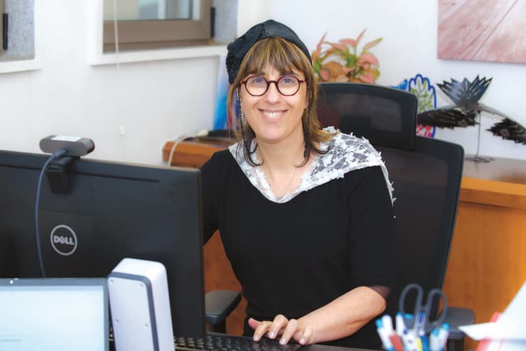 אתי גרובגלד