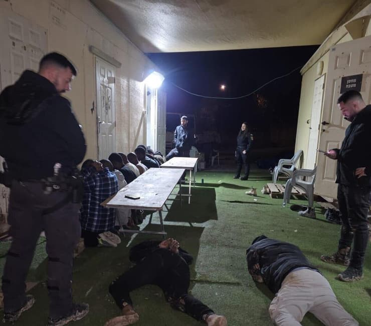 כוחות המשטרה איתרו נשקים ושב"חים בתראבין 