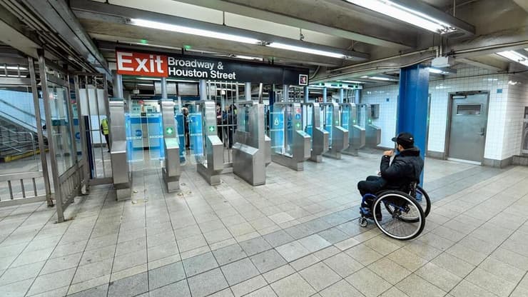 שערי הכניסה החדשים ברכבת התחתית בניו יורק