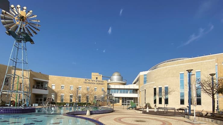 טכנודע חדרה - פורצי דרך בחינוך מדעי, רפואי וטכנולוגי