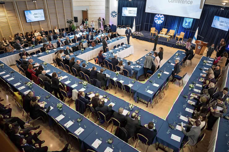 כנס ה-IHRA יד ושם