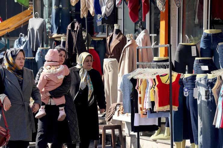 טהרן, היום. לא דווח על הפגנות חדשות (צילום: ATTA KENARE / AFP) איראן אחרי ה הפגנות כיכר ב טהרן