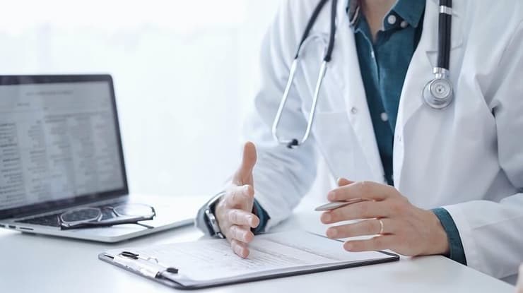 ואז הרופא אמר ''יש לך סרטן'' (צילום: shutterstock) מחלת מין