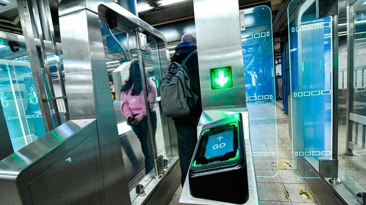 שערי הכניסה החדשים ברכבת התחתית בניו יורק