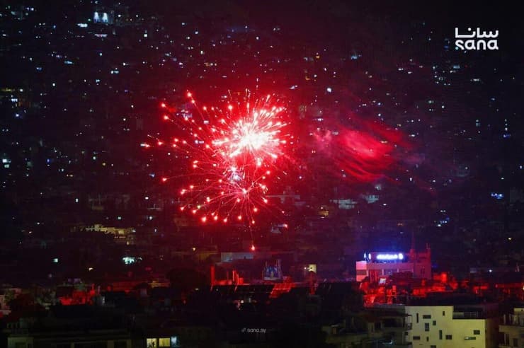 זיקוקים גם בדמשק. בסוריה דיווחו על פיגוע במהלך חגיגות השנה החדשה בחלב דמשק סוריה חגיגות שנה חדשה 2026
