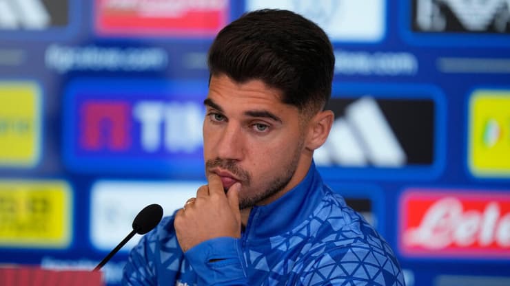 מנור סולומון