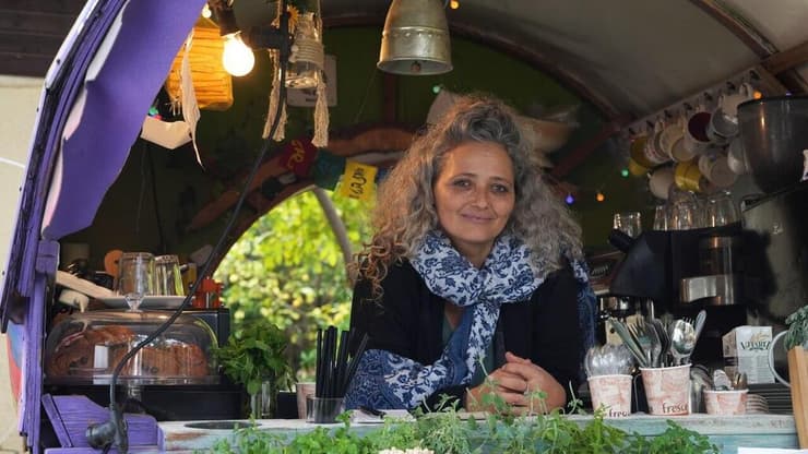 עגלת הקפה הראשונה בקריית  שמונה