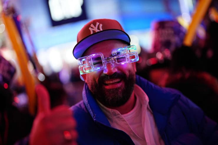 צילום: Adam Gray/Getty Images/AFP ערב השנה החדשה בניו יורק