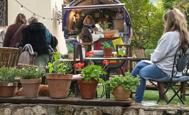 עגלת הקפה הראשונה בקריית שמונה