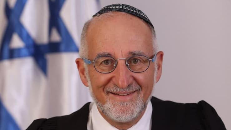 השופט אשר קולה