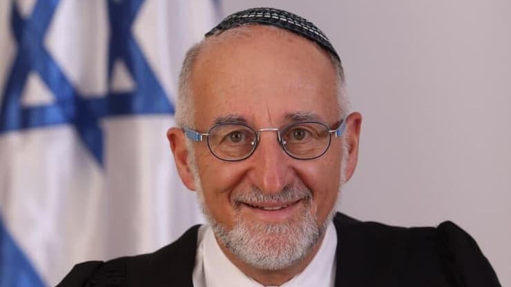 השופט אשר קולה