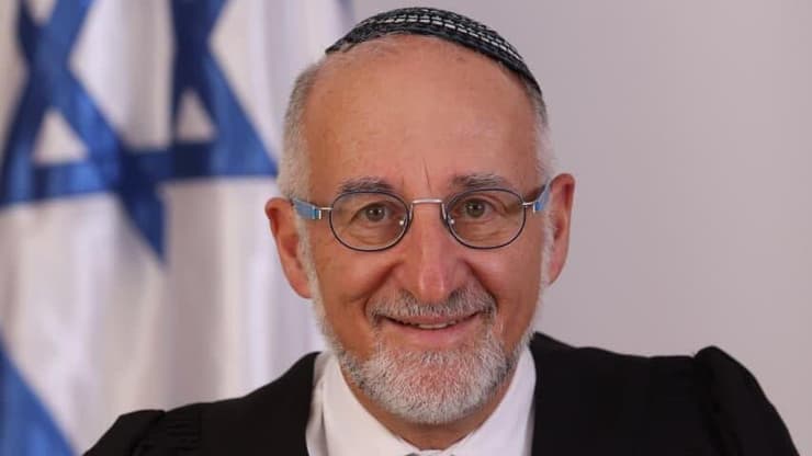 השופט אשר קולה