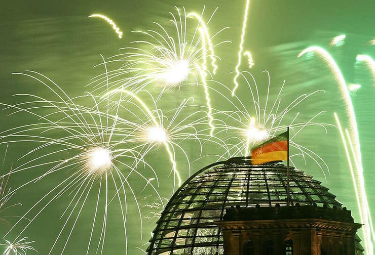 חגיגות בברלין (רויטרס) חגיגות השנה החדשה בברלין, גרמניה