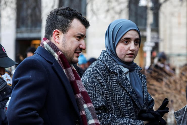 ארה"ב מסיבת ה השבעה של ראש העיר ניו יורק זוהראן ממדאני הפעיל הפרו פלסטיני מחמוד חליל ואשתו נור עבדאללה