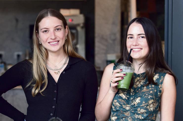 מיה ודניאלה. מובילות מהפכת המאצ'ה בארץ | צילום: ריאן פרויס