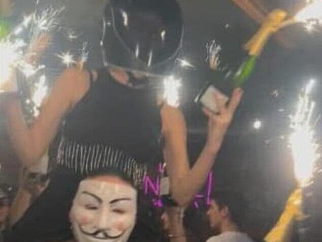 המסיבה באתר הסקי בשווייץ לפני האסון