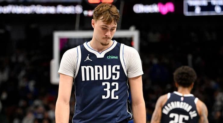 קופר פלאג מאוכזב