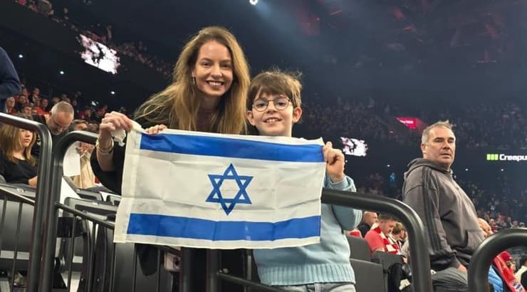 אוהדי מכבי תל אביב שהגיעו למינכן