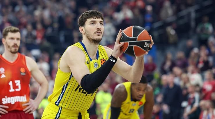 רומן סורקין על הקו