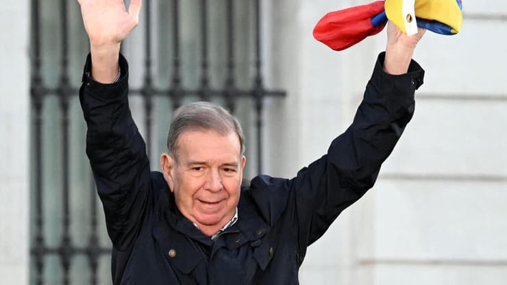 אדמונדו גונזלס אורוטיה. "עליו לקבל מיד את המנדט" (צילום: AVIER SORIANO / AFP) אדמונדו גונזלס אורוטיה