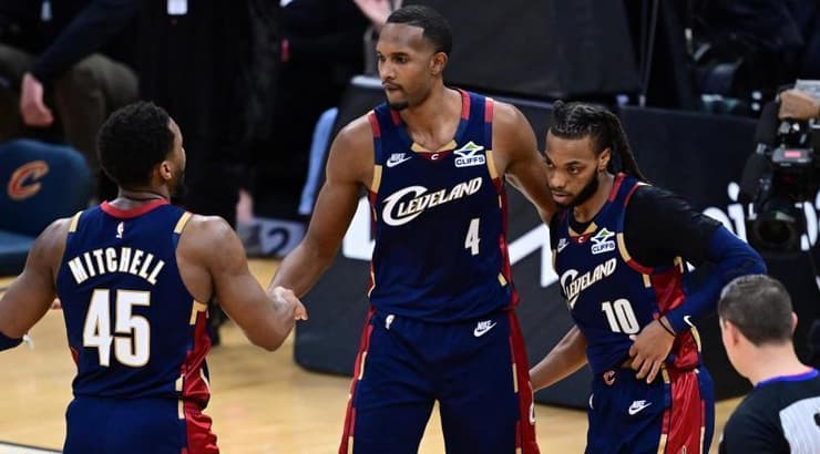 קליבלנד חוגגת (רויטרס) קליבלנד חוגגת