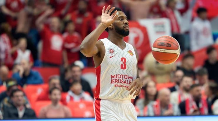 קאדין קרינגטון (רועי כפיר) קאדין קרינגטון