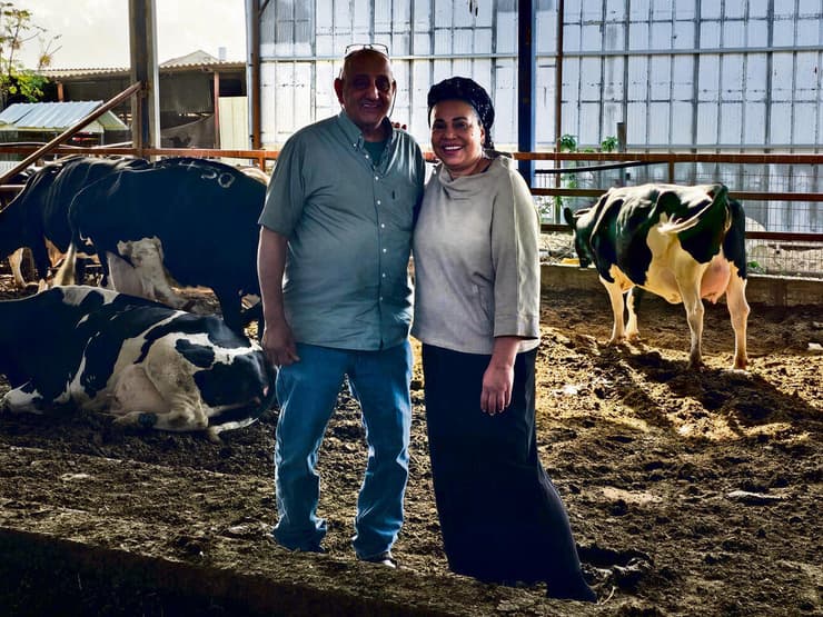 אירחו במלחמה יותר מ400- לוחמים. יעל ועזריאל דוגמא במשק שלהם