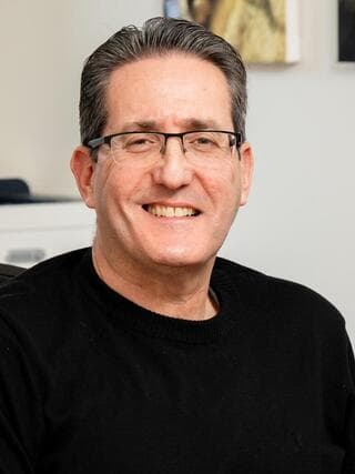 ד"ר ארנון מקורי