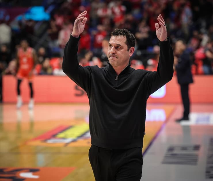 מאמן הפועל ירושלים יונתן אלון