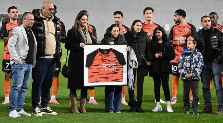 טקס לזכרו של יוסי שרעבי ז״ל