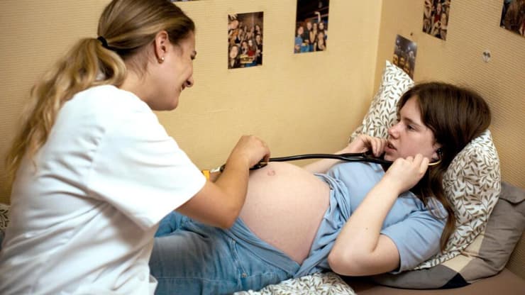 מתוך "אימהות צעירות"