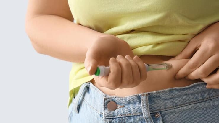 האם תרופות הרזיה עלולות להיות קשורות לסיבוך נוירולוגי חמור? (צילום: Shutterstock) זריקת הרזיה, תרופות הרזיה